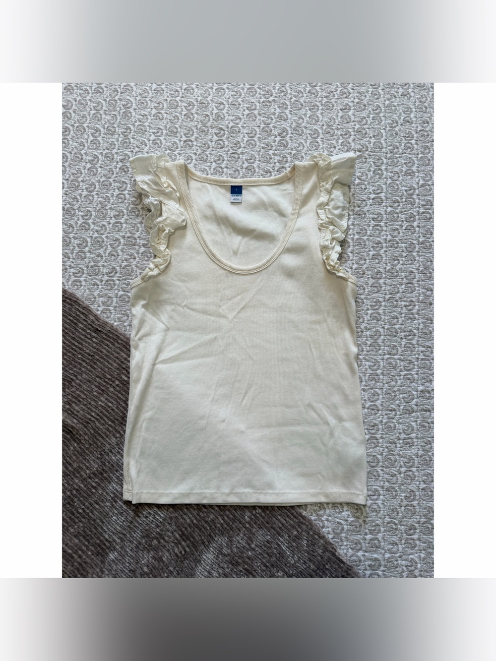 Old Navy Ruffled Mix Fabric Tank - L - EUC!